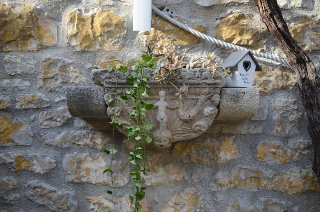 Visilo Stone House Villa Pucisca Buitenkant foto