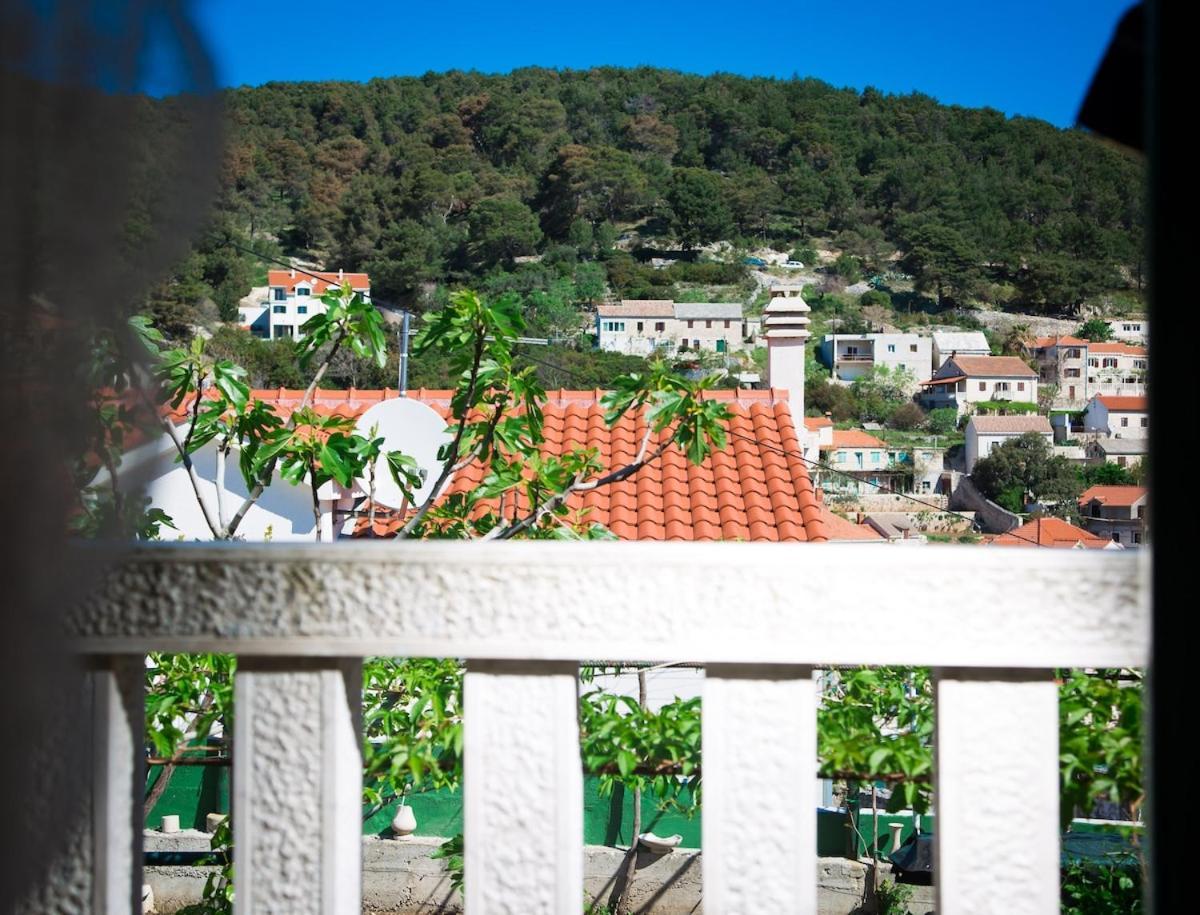 Visilo Stone House Villa Pucisca Buitenkant foto