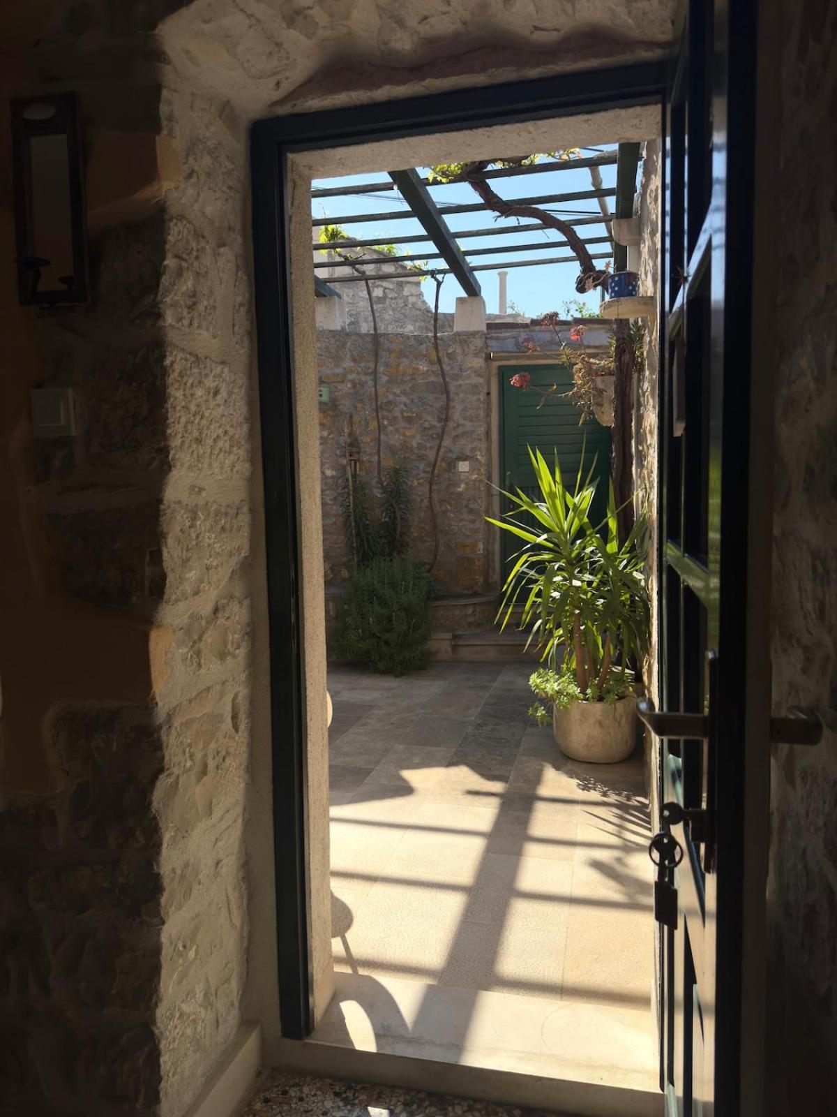 Visilo Stone House Villa Pucisca Buitenkant foto